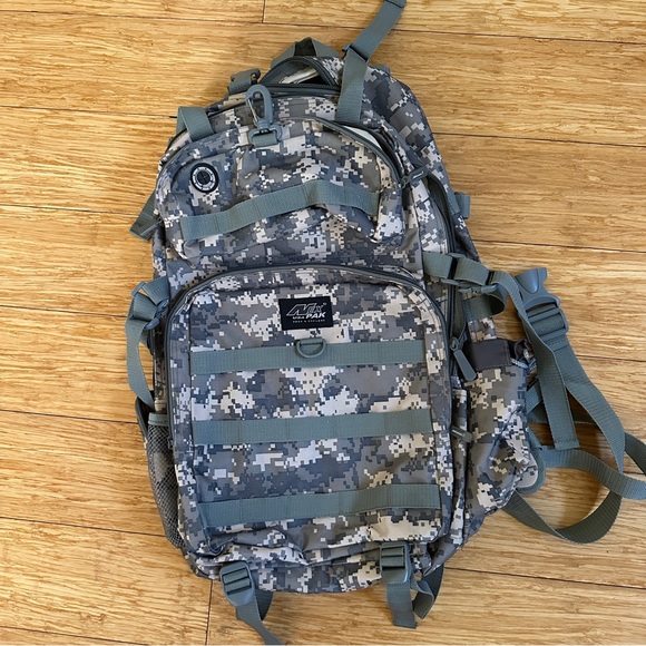 Tactical Digital Camouflaged Pattern Backpack Nexpak - Picture 2 of 10